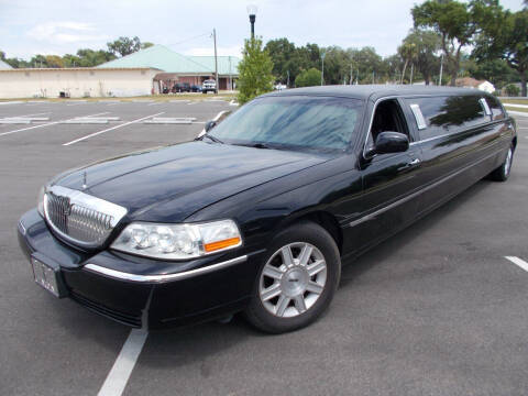 2007 Lincoln Town Car for sale at LANCASTER'S AUTO SALES INC in Fruitland Park FL