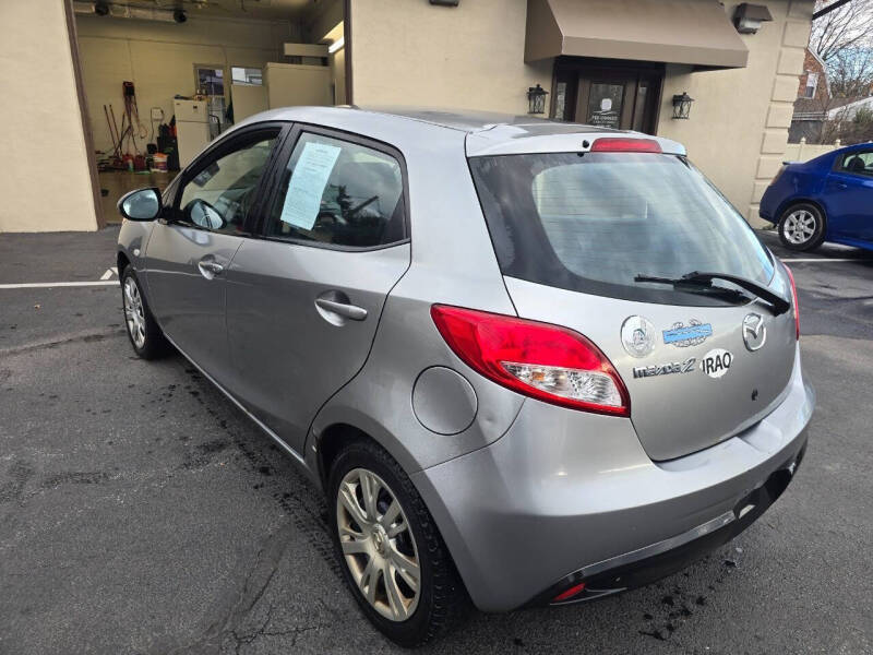2011 Mazda MAZDA2 Touring