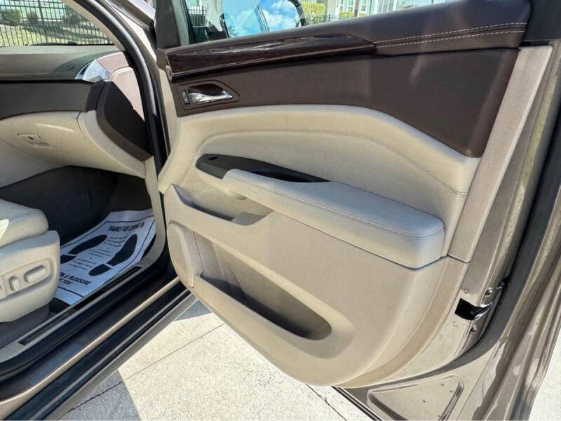 2012 Cadillac SRX Performance Collection