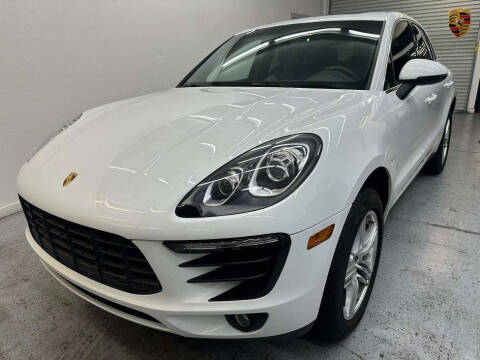 2015 Porsche Macan S