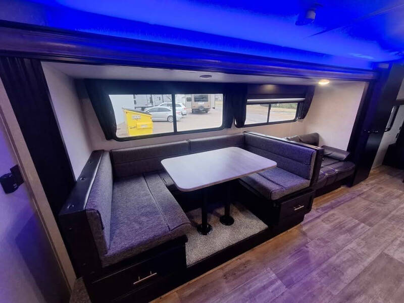 2021 Forest River Cherokee Grey Wolf 28DT