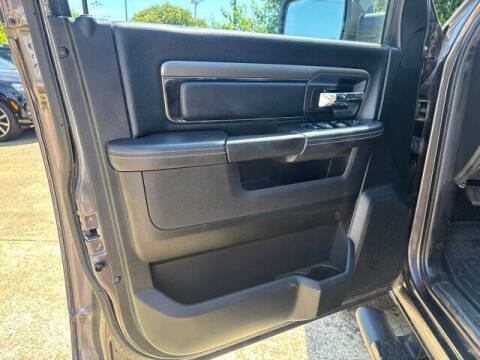2018 RAM 1500 Night