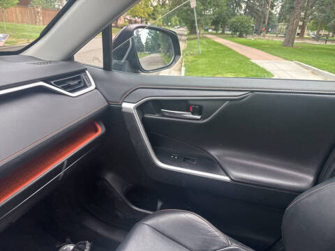 2020 Toyota RAV4 Adventure