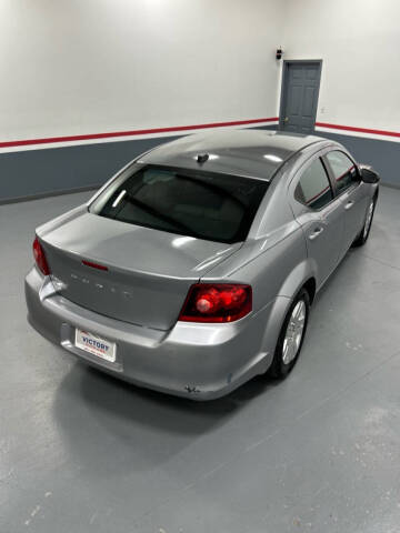 2013 Dodge Avenger SE