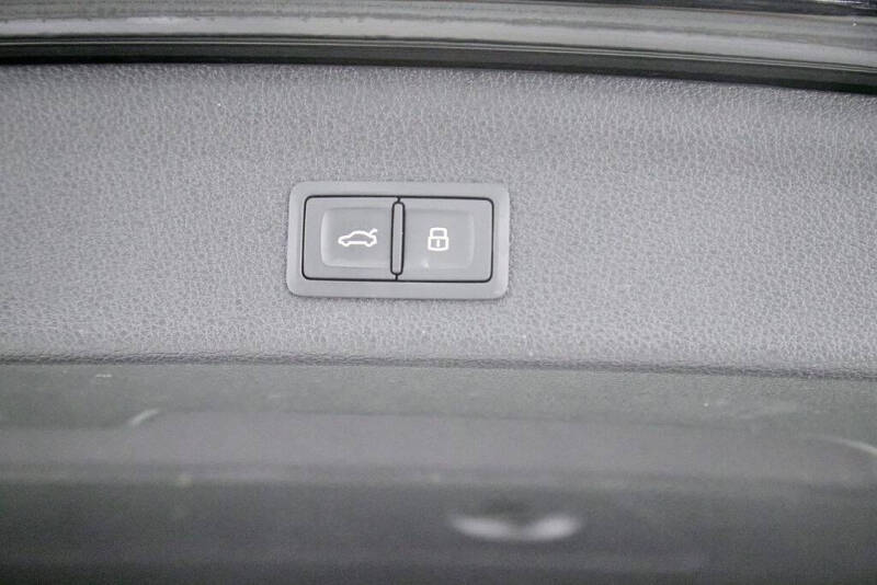 2021 Audi Q3 quattro S line Prem Plus 45 TFSI