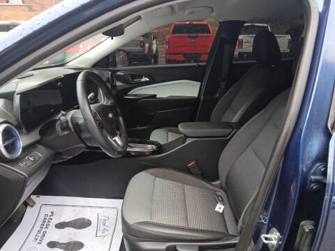 2024 Chevrolet Trax LT
