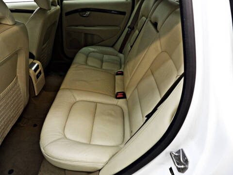 2015 Volvo XC70 T5 Drive-E Premier Plus