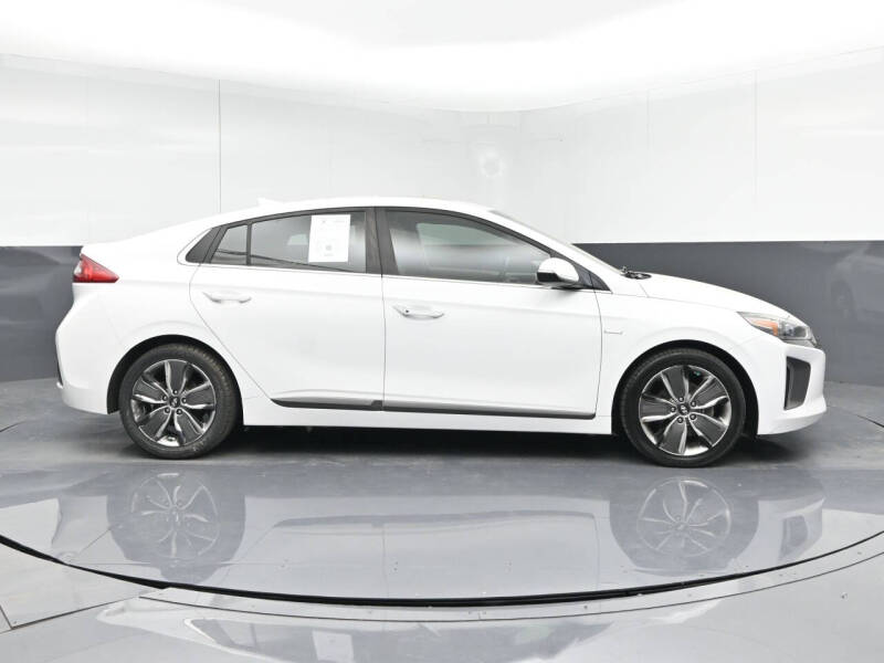 2017 Hyundai Ioniq Hybrid Limited