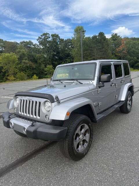 2017 Jeep Wrangler Unlimited Sahara's photo