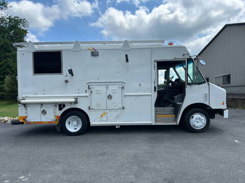 2016 Freightliner MT45 Chassis