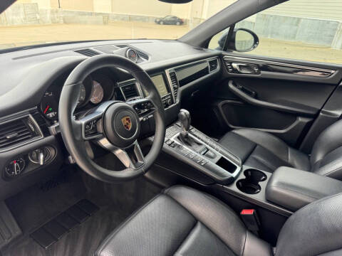 2016 Porsche Macan S