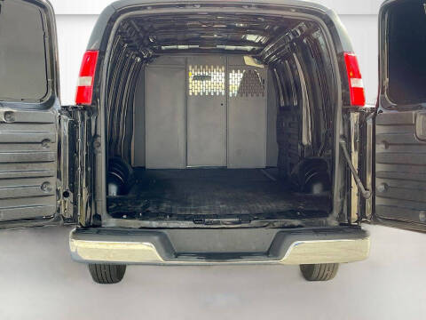 2024 Chevrolet Express 2500