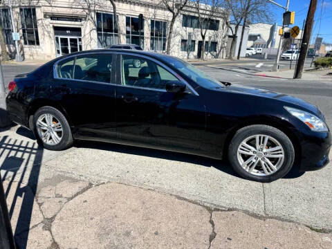 2013 Infiniti G37 Sedan x