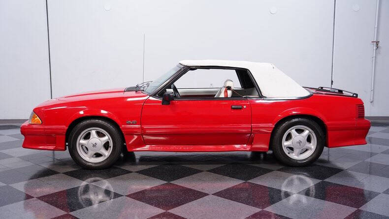 1990 Ford Mustang GT