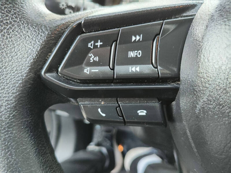 2019 Toyota Yaris LE