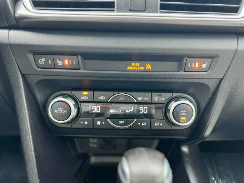 2017 Mazda MAZDA3 Grand Touring