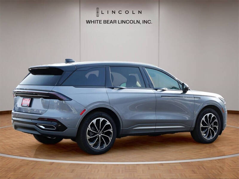 2024 Lincoln Nautilus Reserve