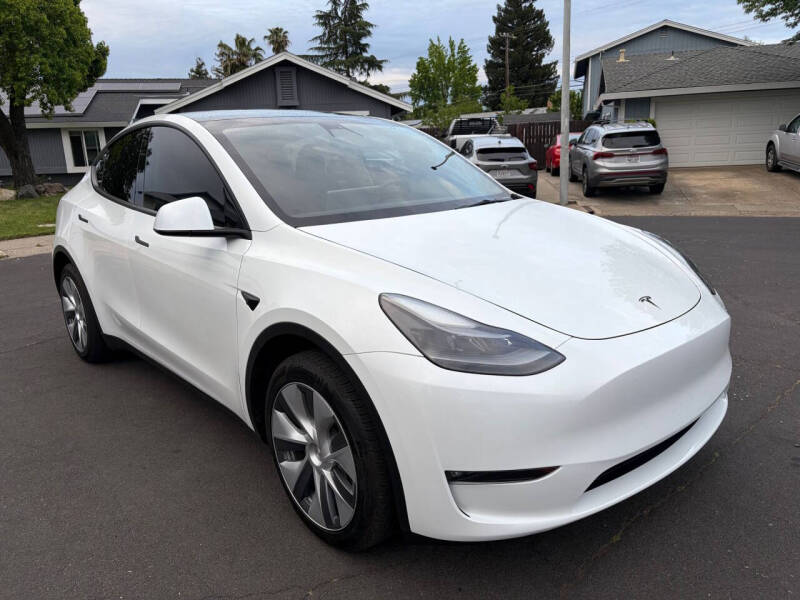 2023 Tesla Model Y Long Range