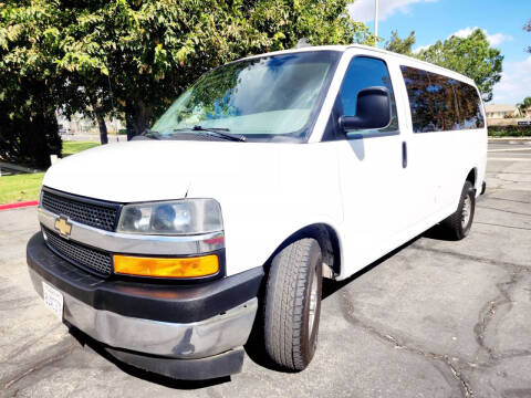 2018 Chevrolet Express LT 2500