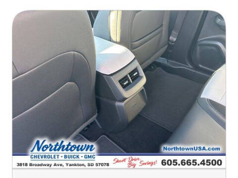 2026 Chevrolet Equinox EV LT 2