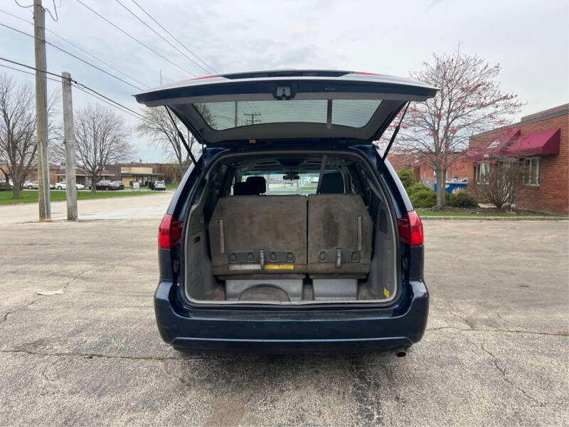 2005 Toyota Sienna