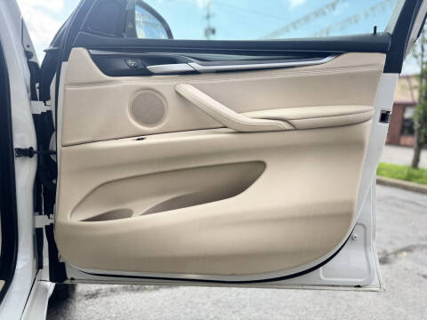 2015 BMW X5 xDrive50i