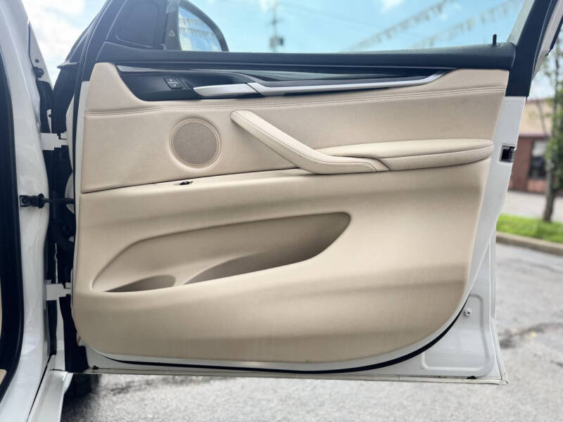 2015 BMW X5 xDrive50i