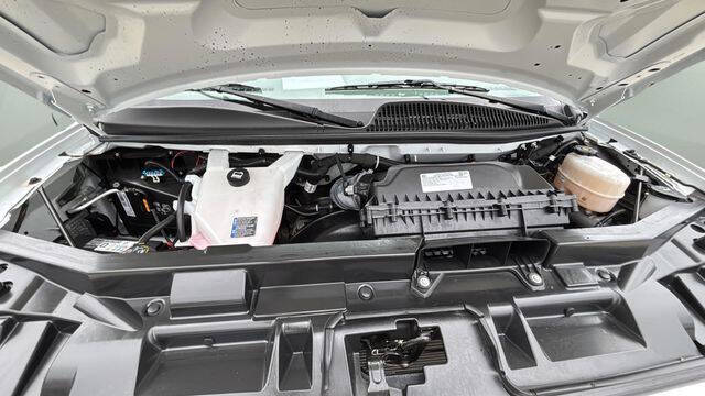 2024 GMC Savana 2500