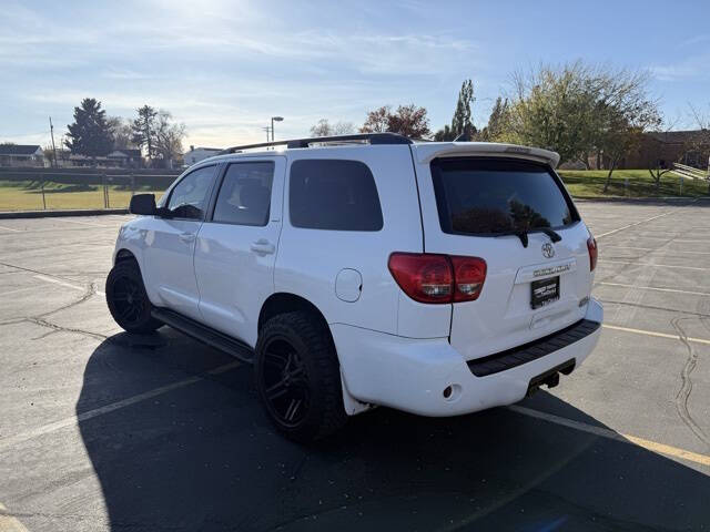 2012 Toyota Sequoia SR5