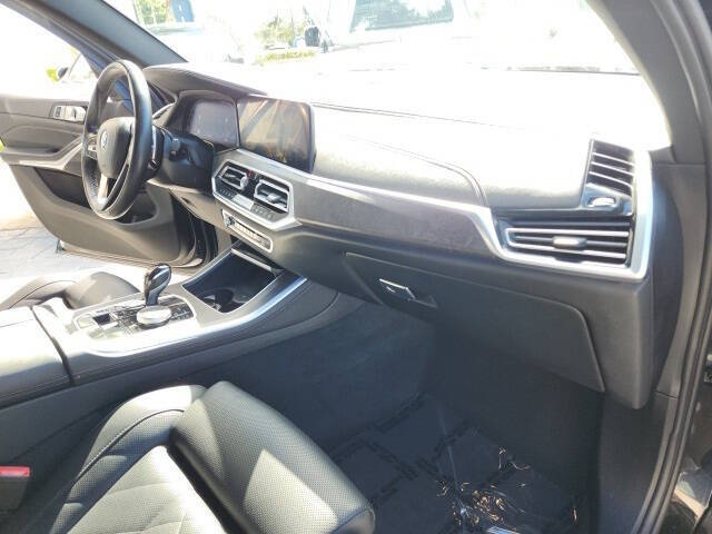 2023 BMW X5 sDrive40i