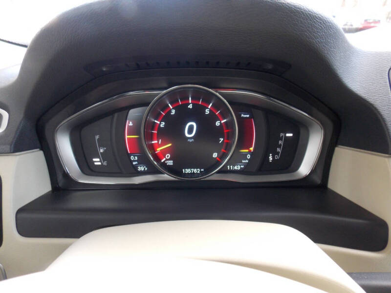 2015 Volvo XC70 3.2 Premier