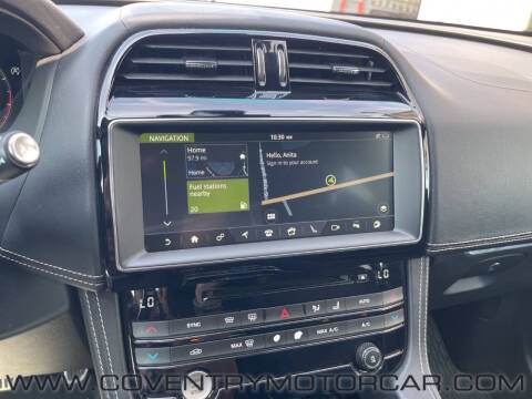 2019 Jaguar F-PACE S