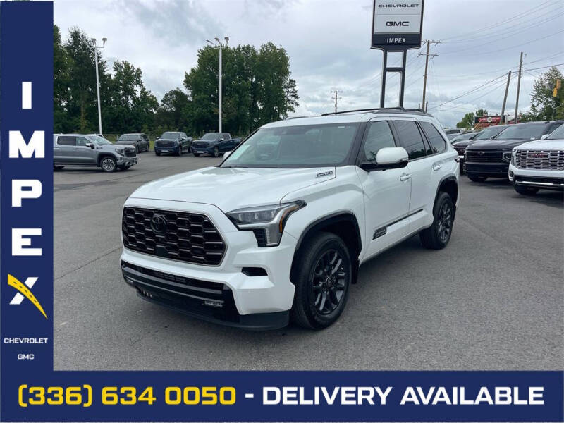 2025 Toyota Sequoia Platinum's photo