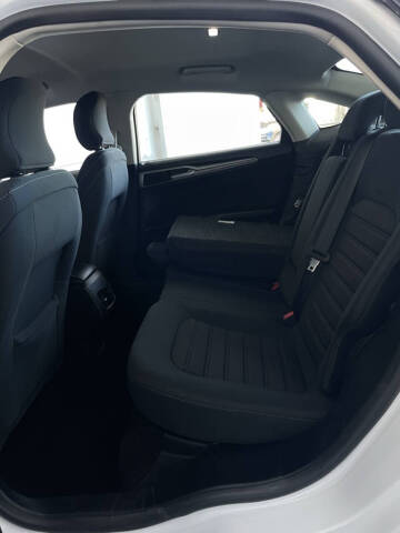 2019 Ford Fusion Hybrid SE