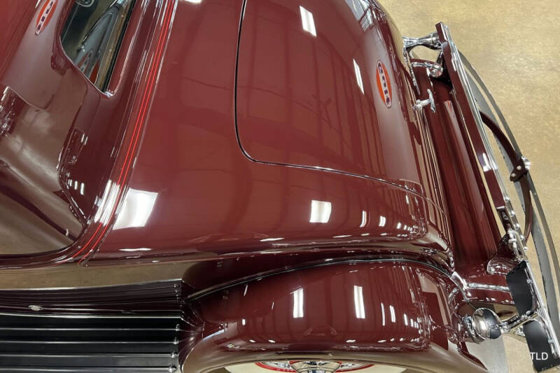 1934 Packard Super Eight