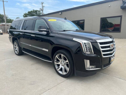 2015 Cadillac Escalade ESV for sale at Tigerland Motors in Sedalia MO