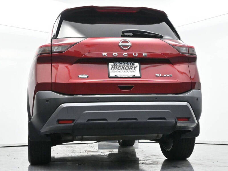 2022 Nissan Rogue SL