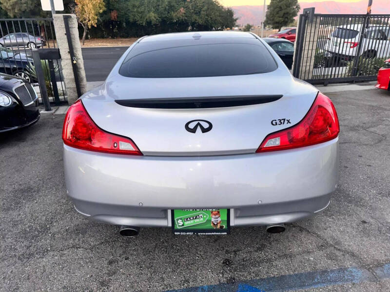 2010 INFINITI G Coupe 37x photo 7