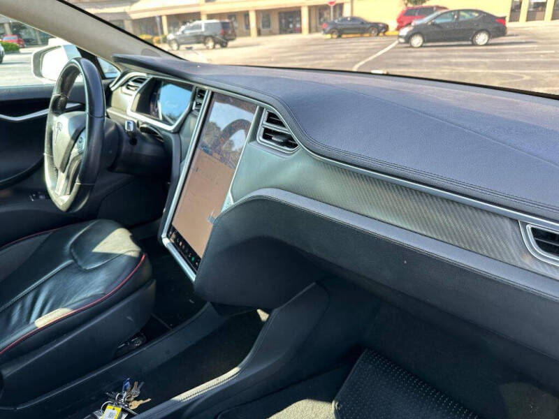 2013 Tesla Model S Performance