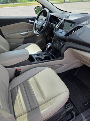 2019 Ford Escape SEL