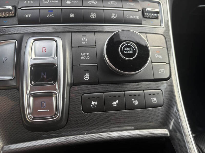 2022 Hyundai Santa Fe Calligraphy