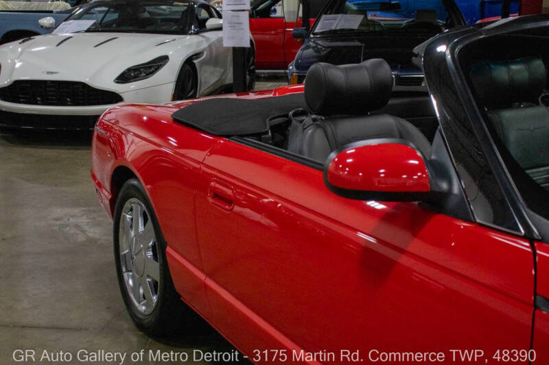 2002 Ford Thunderbird Deluxe