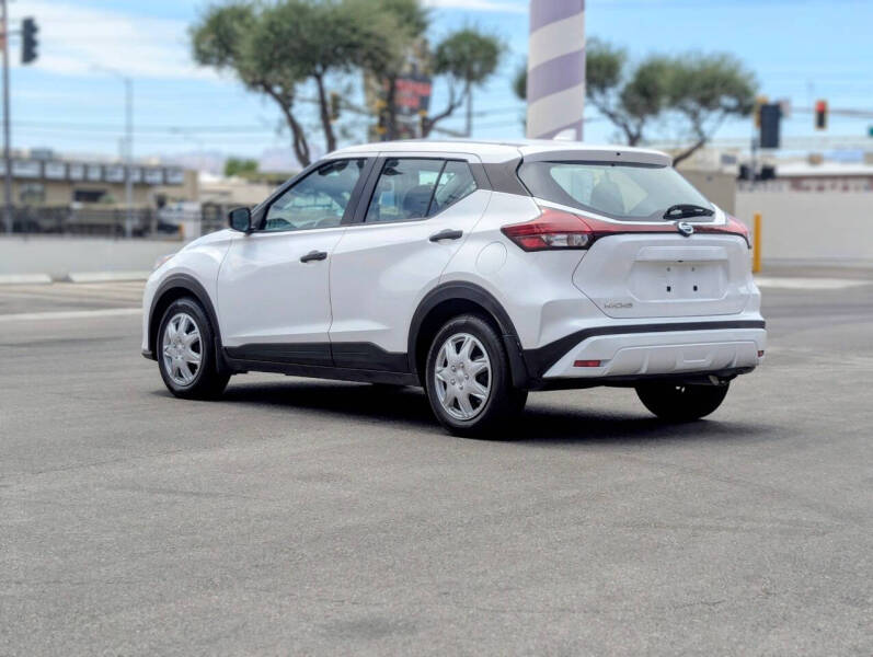 2021 Nissan Kicks S
