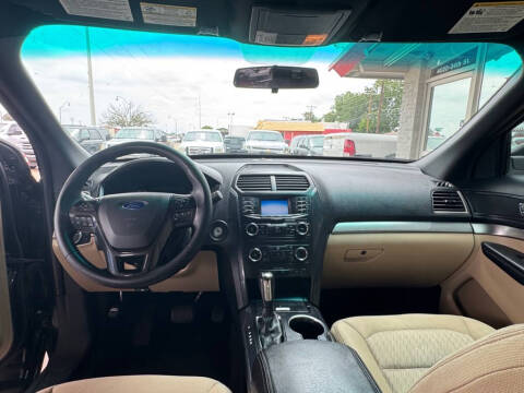 2016 Ford Explorer
