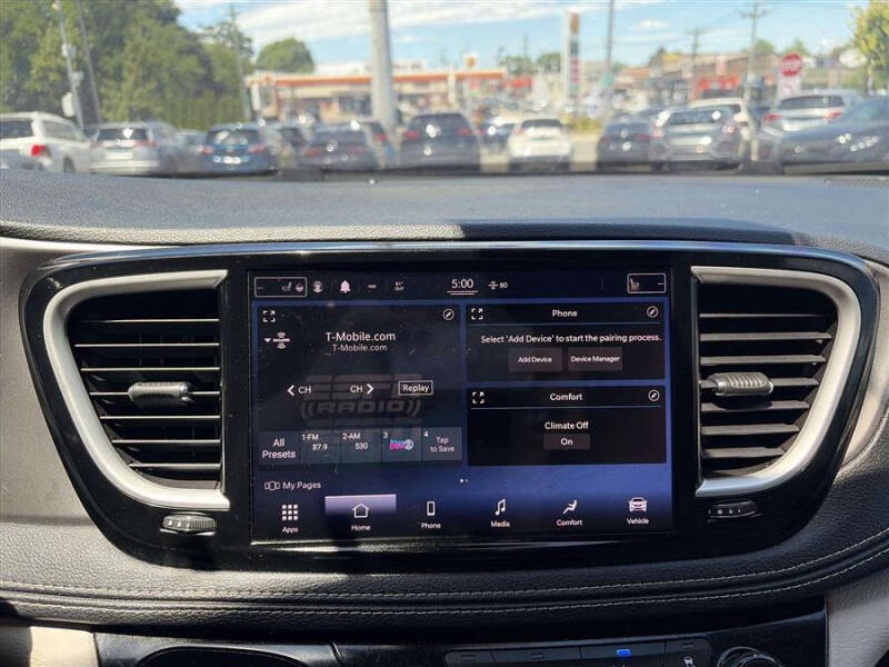 2021 Chrysler Pacifica Touring L