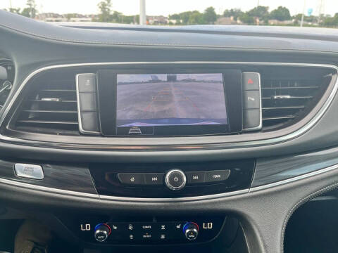 2020 Buick Enclave Essence