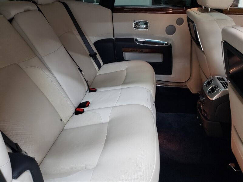 2013 Rolls-Royce Ghost 8
