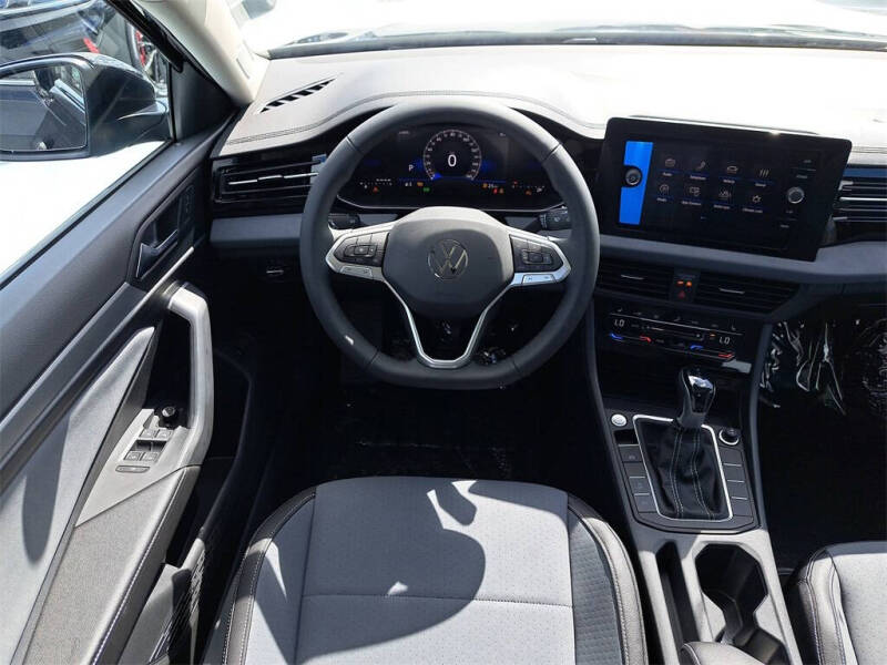 2026 Volkswagen Jetta SE