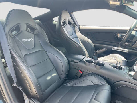 2022 Ford Mustang Mach 1