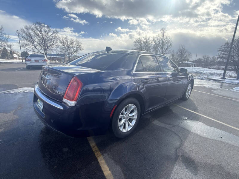 2015 Chrysler 300 Limited